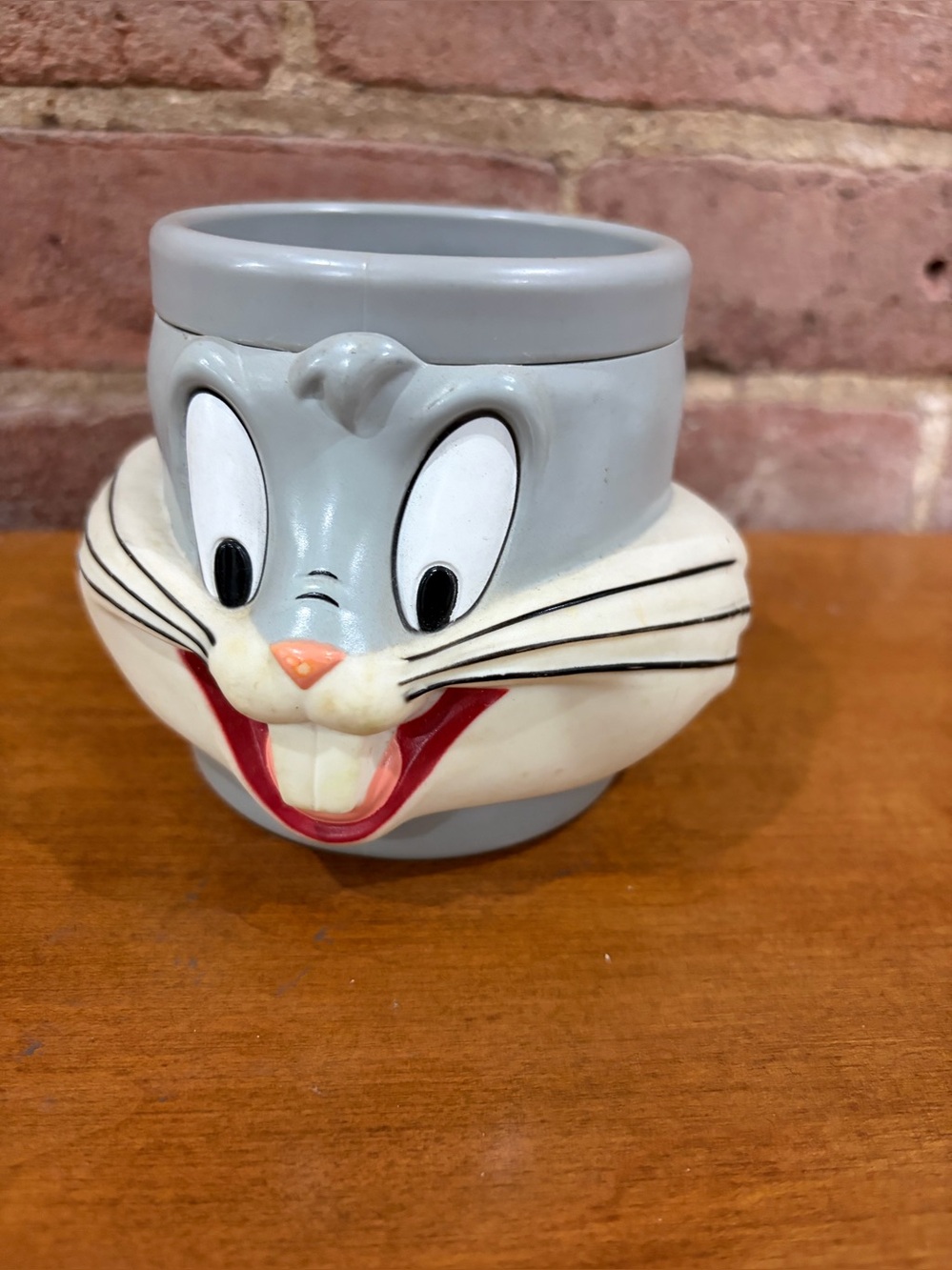 Vintage 1992 Warner Brothers Looney Tunes Bugs Bunny Mug